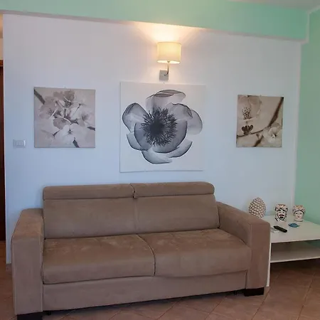 Sunnyhomecefalu39 公寓 切法卢